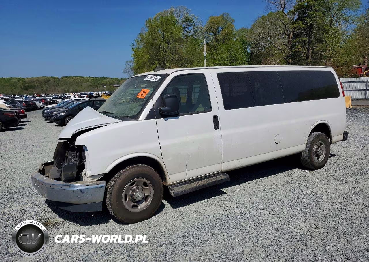 2020 Chevrolet Express G3500 Lt