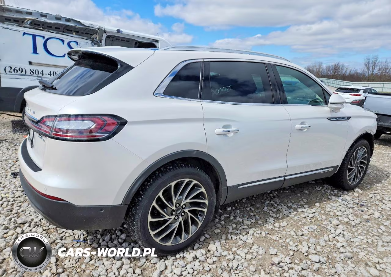 2019 Lincoln Nautilus Reserve VIN:2LMPJ8L98KBL51213 - 3