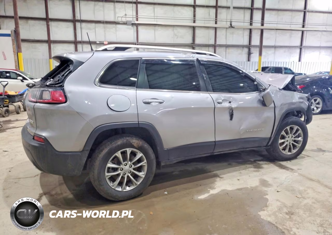 2021 Jeep Cherokee Latitude Lux VIN:1C4PJMMX8MD225288 - 3