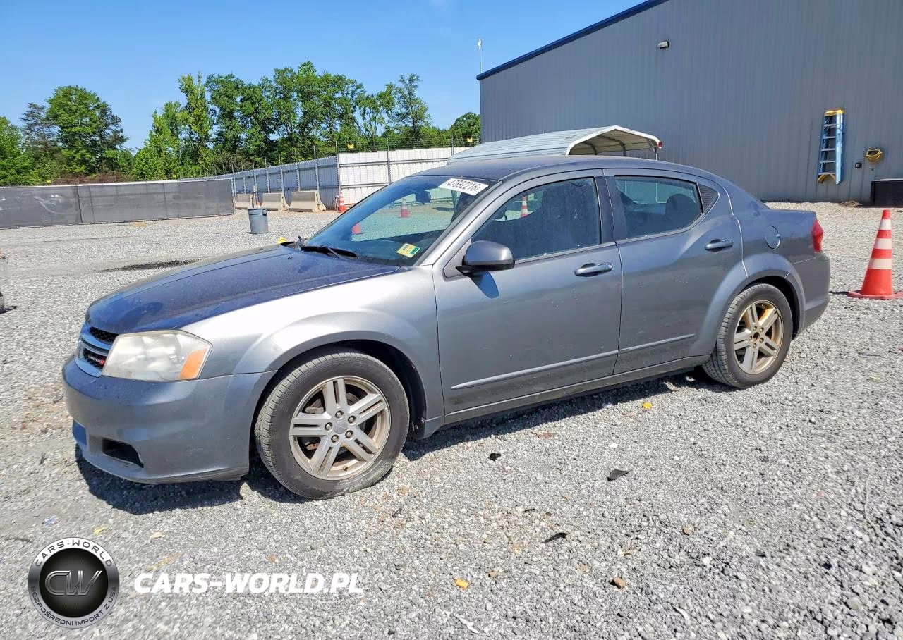 2013 Dodge Avenger Sxt – zdjęcie 1 z 12