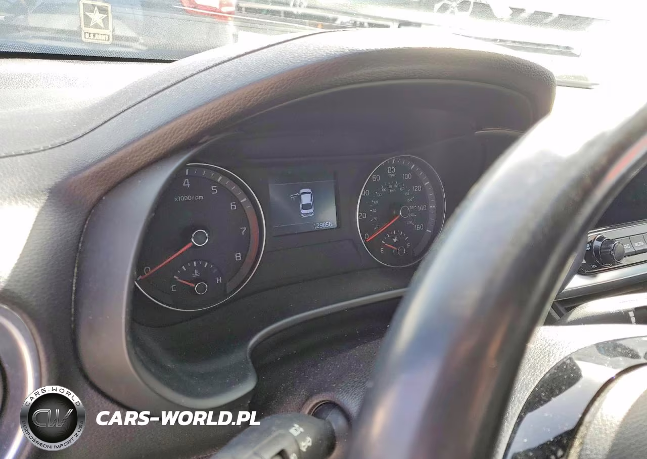 2021 Kia Forte Gt-Line VIN:3KPF34AD8ME264381 - 9