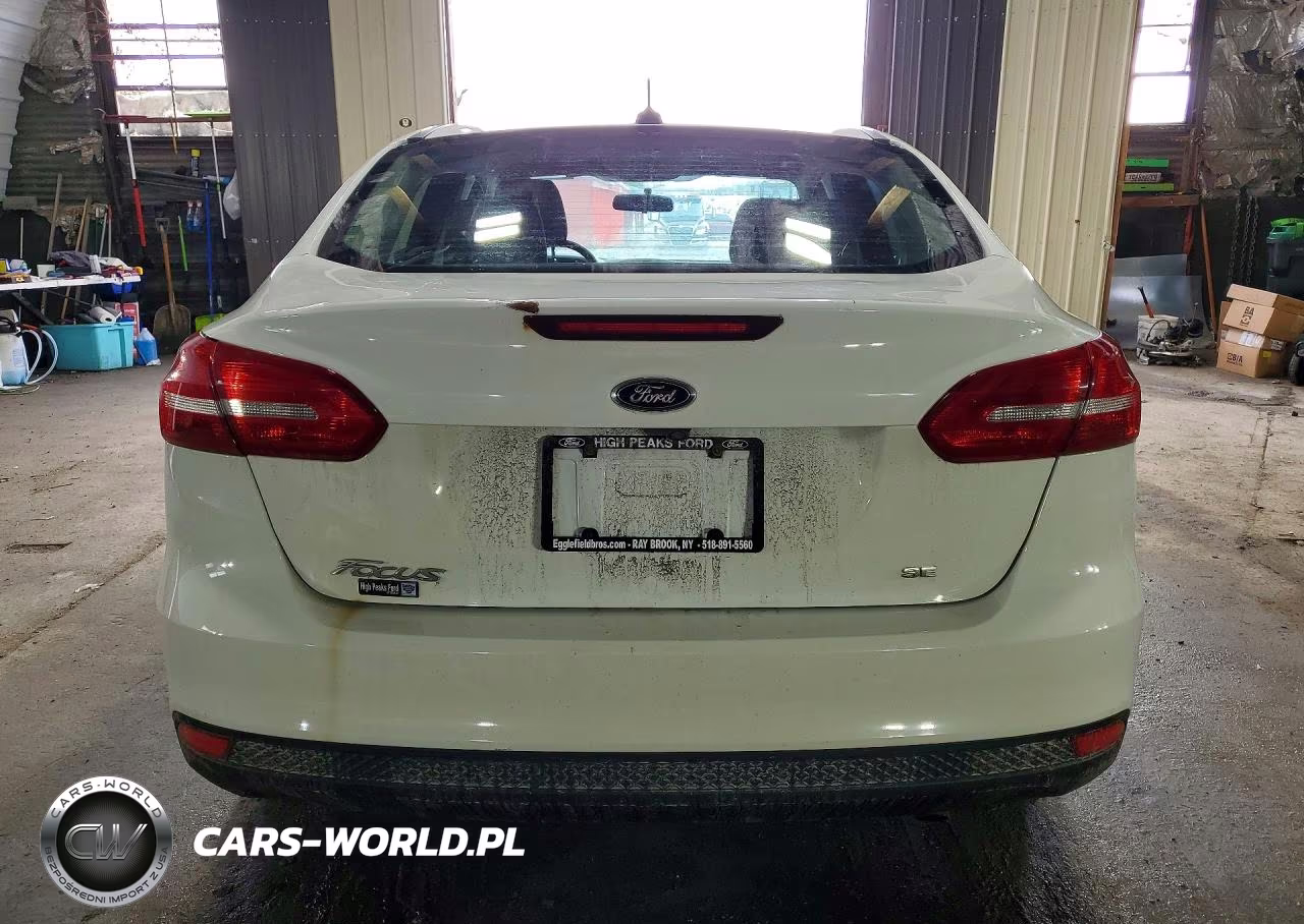 2018 Ford Focus Se VIN:1FADP3F22JL264219 - 6
