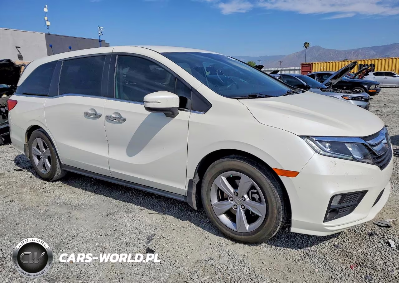 2018 Honda Odyssey Ex VIN:5FNRL6H5XJB106119 - 4