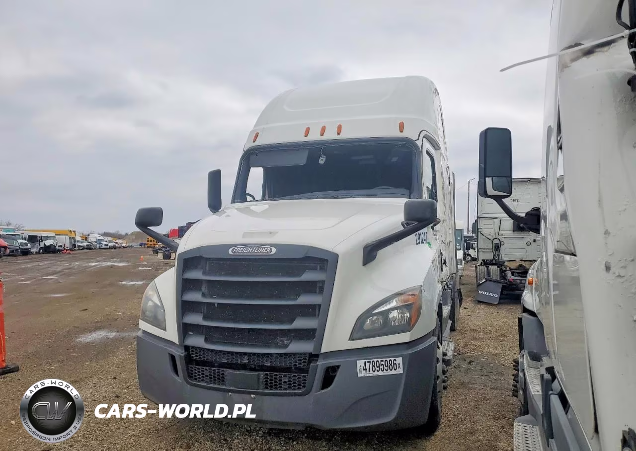 2020 Freightliner Cascadia 1 VIN:1FUJHHDR8LLLL0615 - 2
