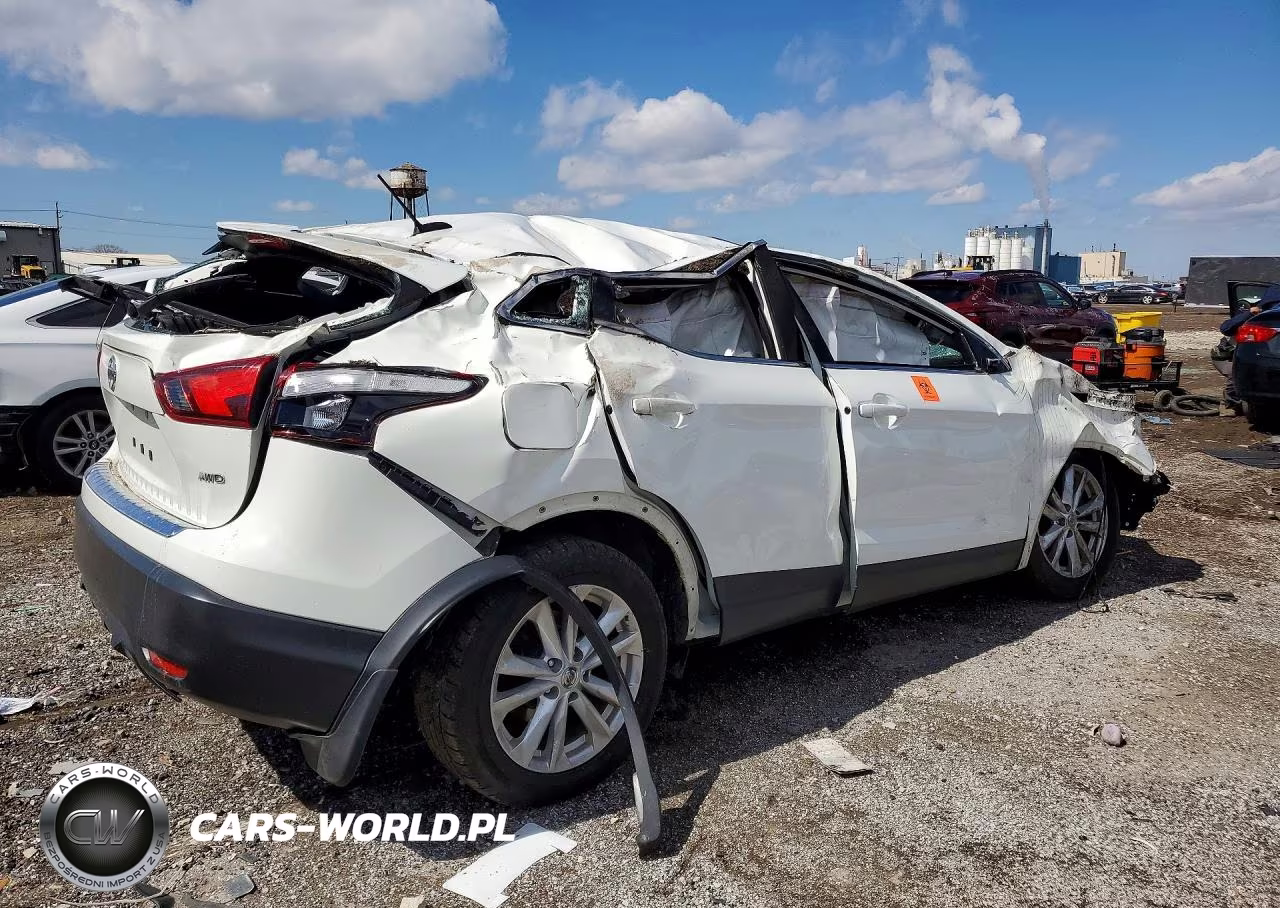 2017 Nissan Rogue Sport S VIN:JN1BJ1CR7HW135719 - 3