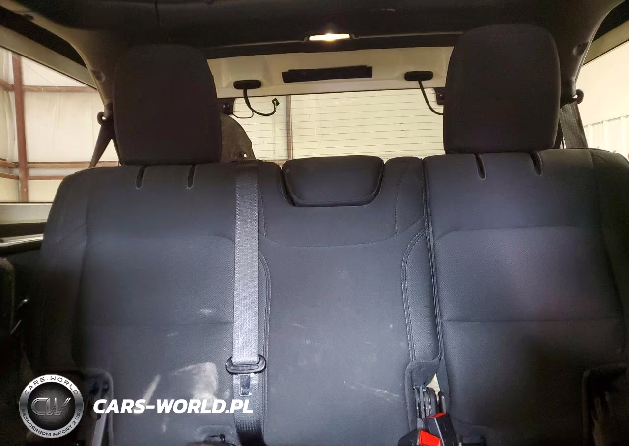 2021 Jeep Wrangler Unlimited Sport VIN:1C4HJXDNXMW686694 - 10