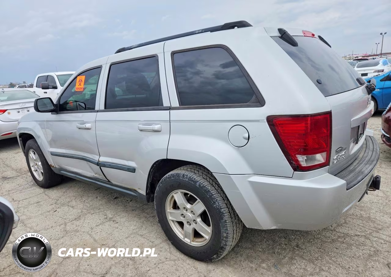 2007 Jeep Grand Cherokee Laredo VIN:1J8GR48K37C559710 - 2