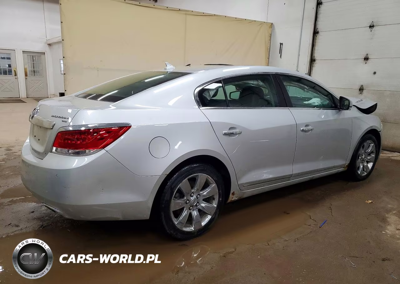 2011 Buick Lacrosse Cxs VIN:1G4GE5ED8BF330389 - 3
