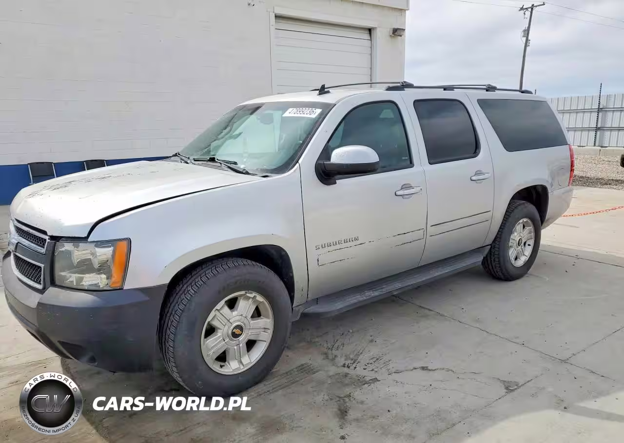 2013 Chevrolet Suburban C1500 Ls