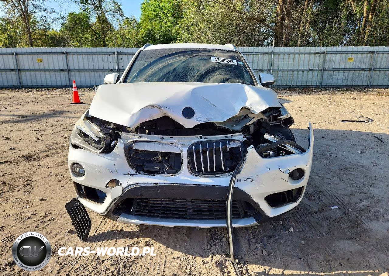 2017 BMW X1 xDrive28I VIN:WBXHT3C37H5F87349 - 5