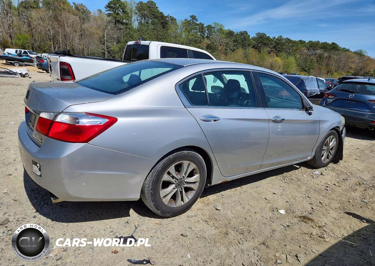 2015 Honda Accord Lx VIN:1HGCR2F30FA070828 - 3
