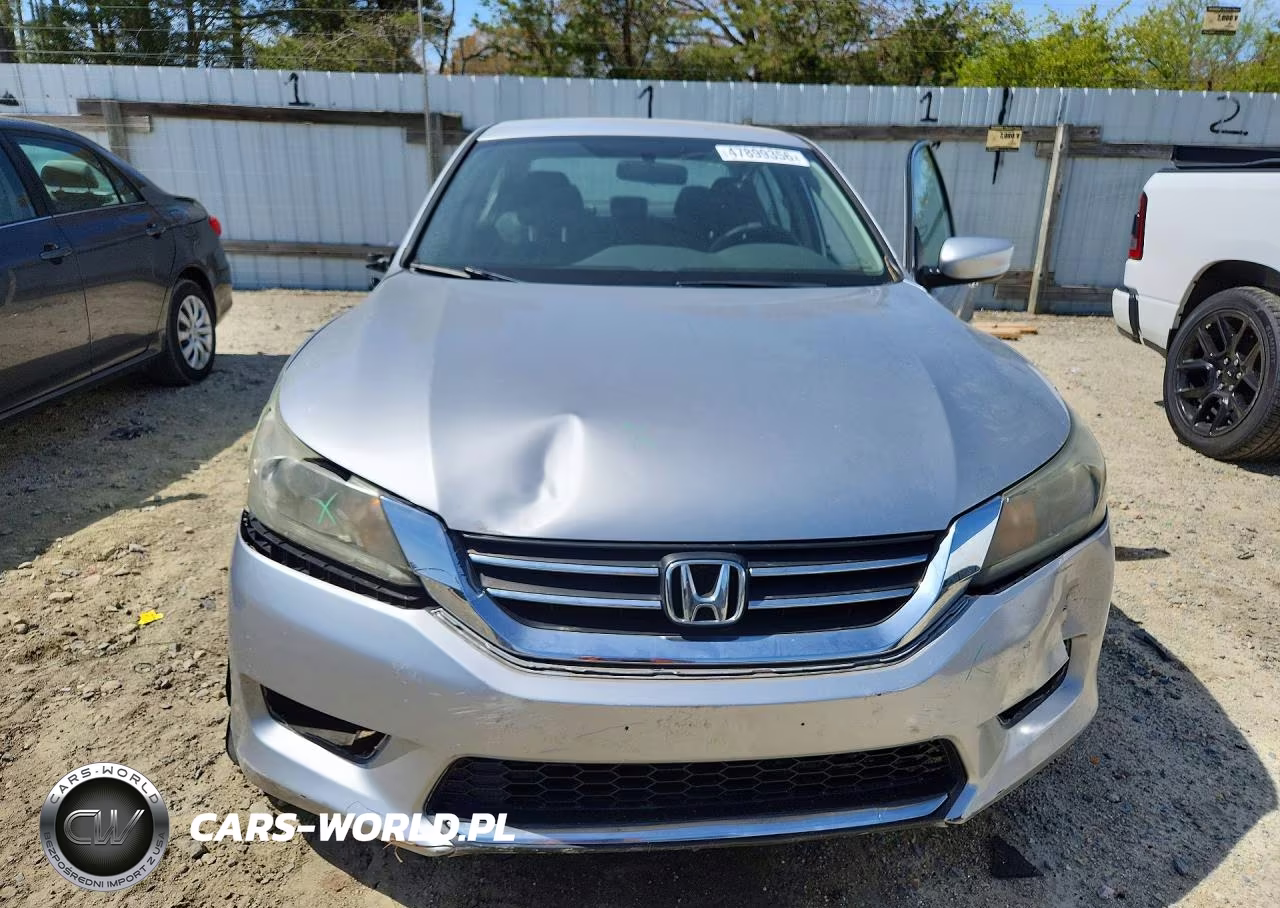 2015 Honda Accord Lx VIN:1HGCR2F30FA070828 - 5