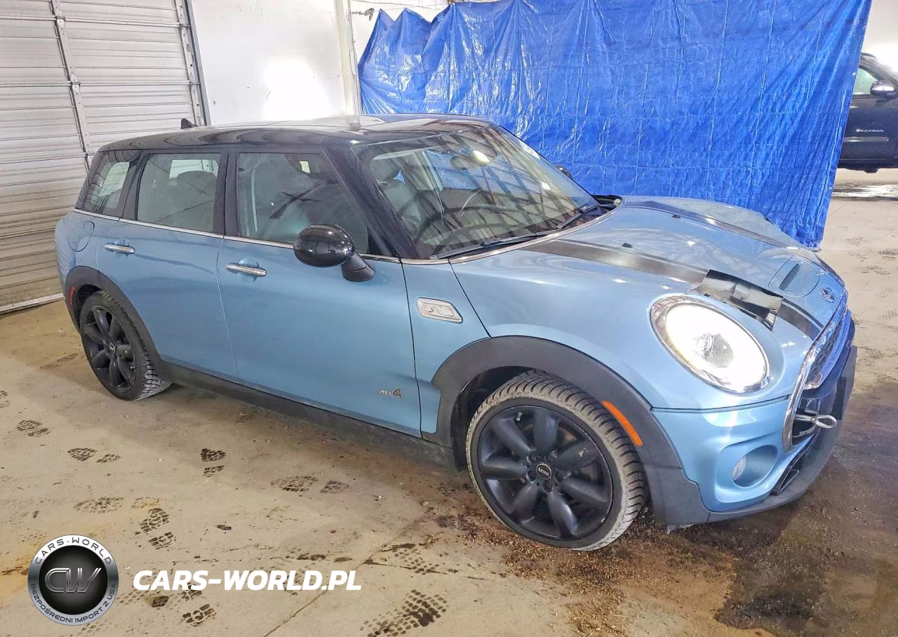 2017 Mini Cooper S Clubman All4 VIN:WMWLU5C39H2G02142 - 4