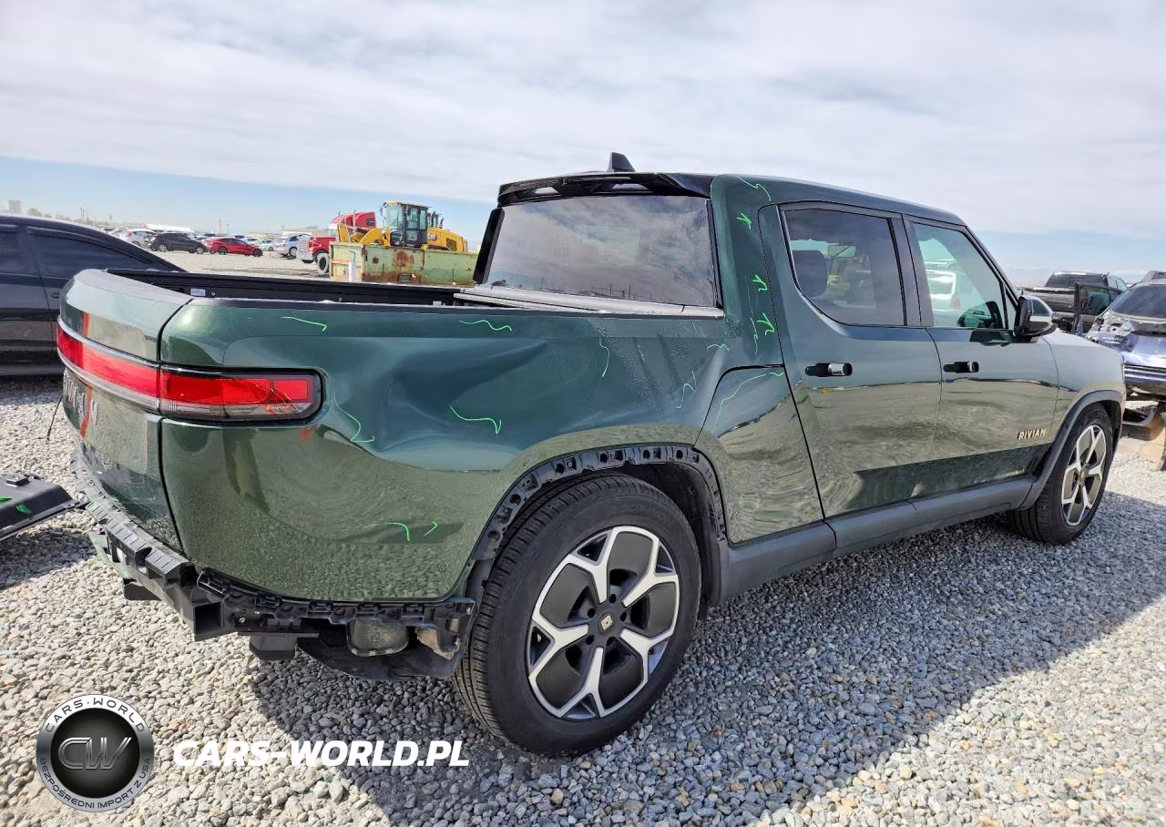 2022 Rivian R1T Adventure VIN:7FCTGAAA1NN006125 - 3