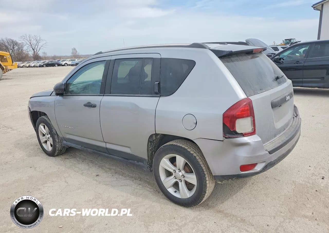 2014 Jeep Compass VIN:1C4NJCBB0FD110714 - 2