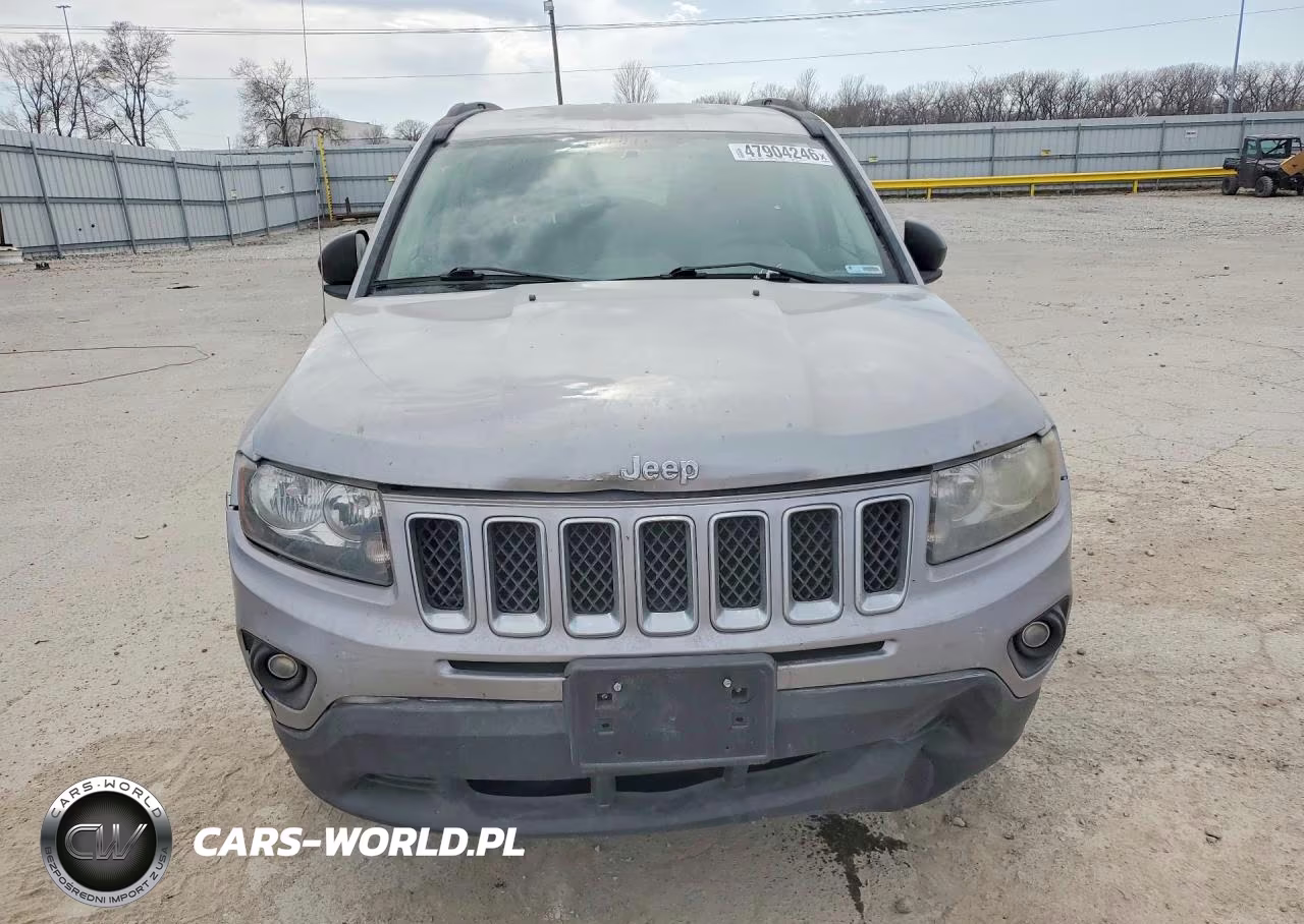 2014 Jeep Compass VIN:1C4NJCBB0FD110714 - 5