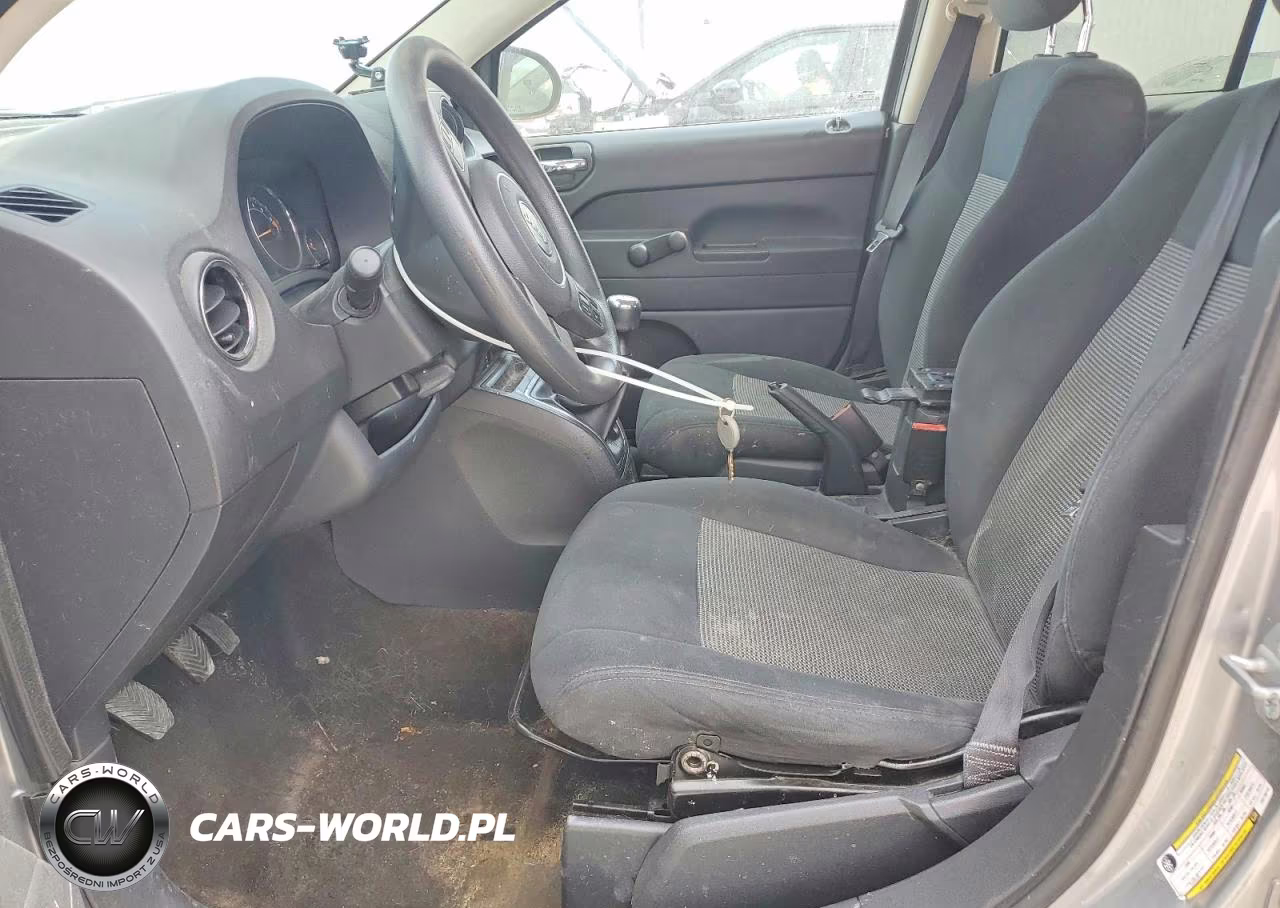 2014 Jeep Compass VIN:1C4NJCBB0FD110714 - 7