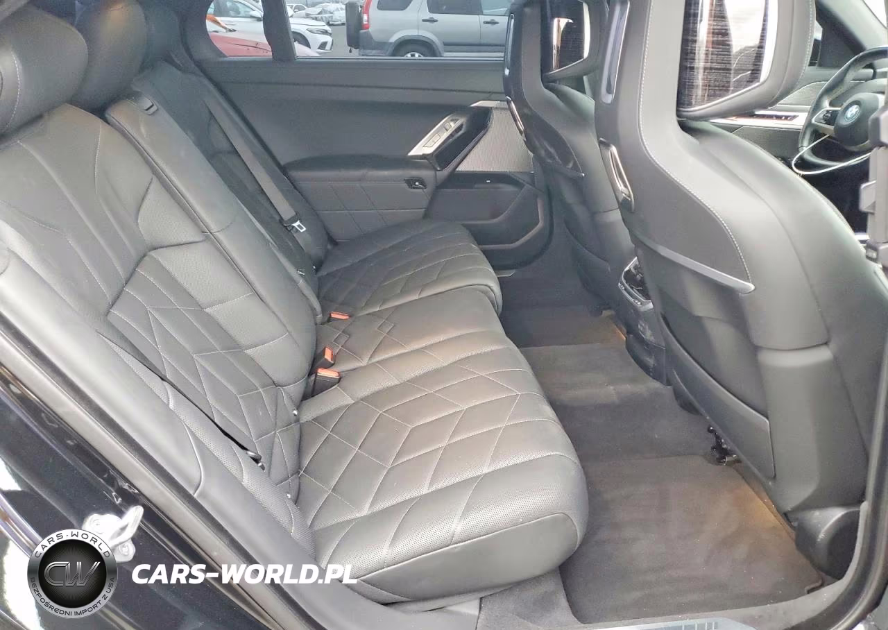 2024 BMW I7 Edrive50 VIN:WBY43EJ00RCR66640 - 10