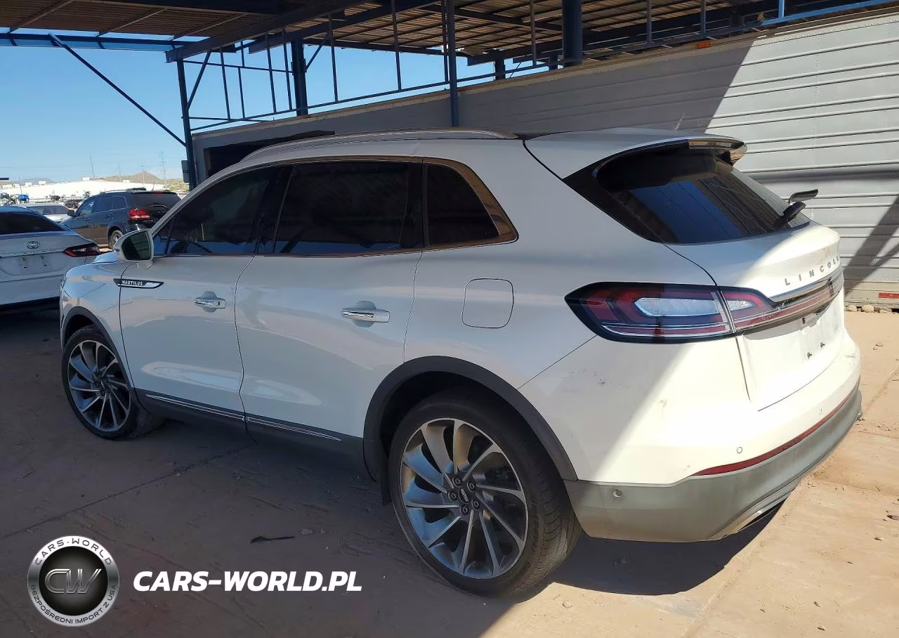 2020 Lincoln Nautilus Reserve VIN:2LMPJ6K9XLBL03591 - 2