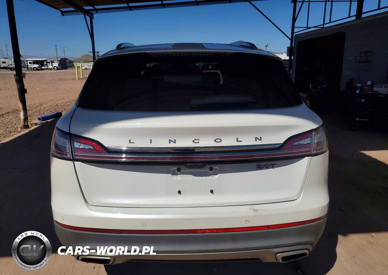 2020 Lincoln Nautilus Reserve VIN:2LMPJ6K9XLBL03591 - 6