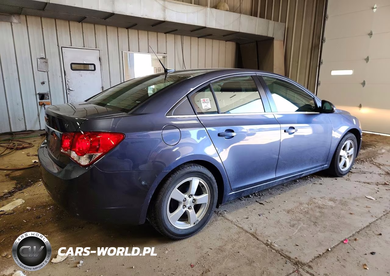 2014 Chevrolet Cruze Lt VIN:1G1PC5SBXE7330592 - 3