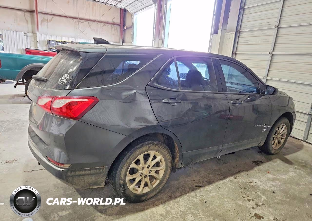 2018 Chevrolet Equinox Ls VIN:2GNAXHEV2J6120210 - 3