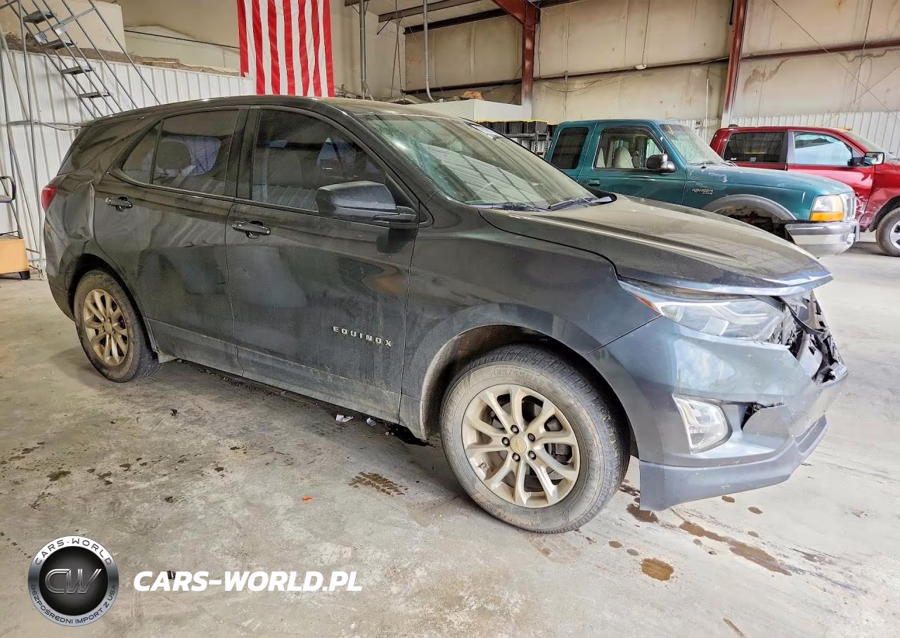 2018 Chevrolet Equinox Ls VIN:2GNAXHEV2J6120210 - 4