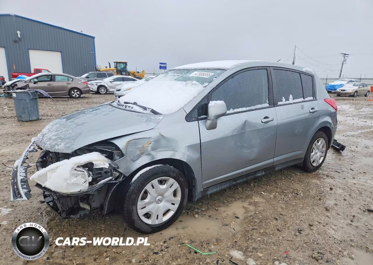 2011 Nissan Versa 1.8 S