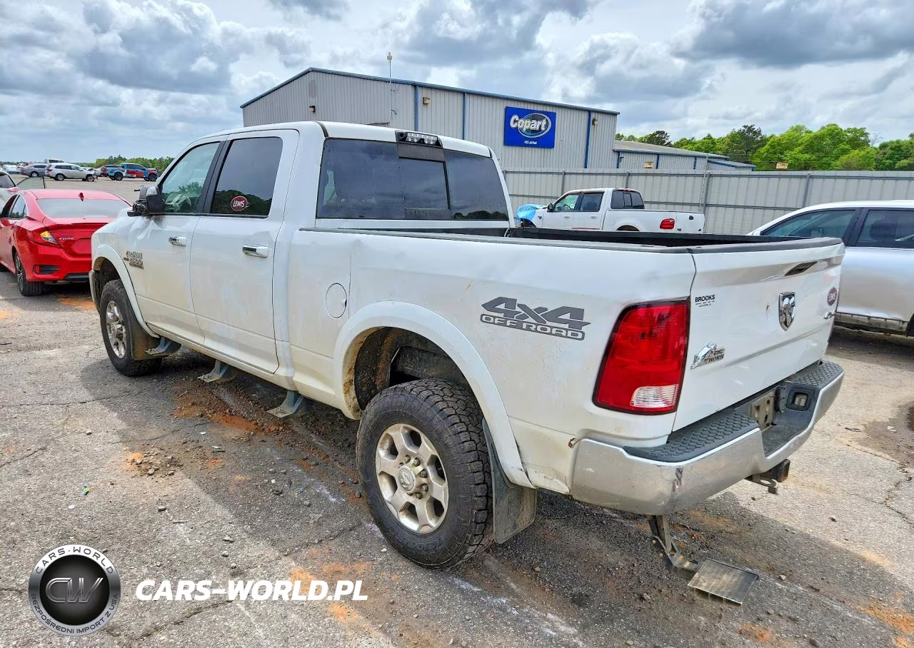 2018 Ram 2500 Slt VIN:3C6UR5DL5JG121183 - 2