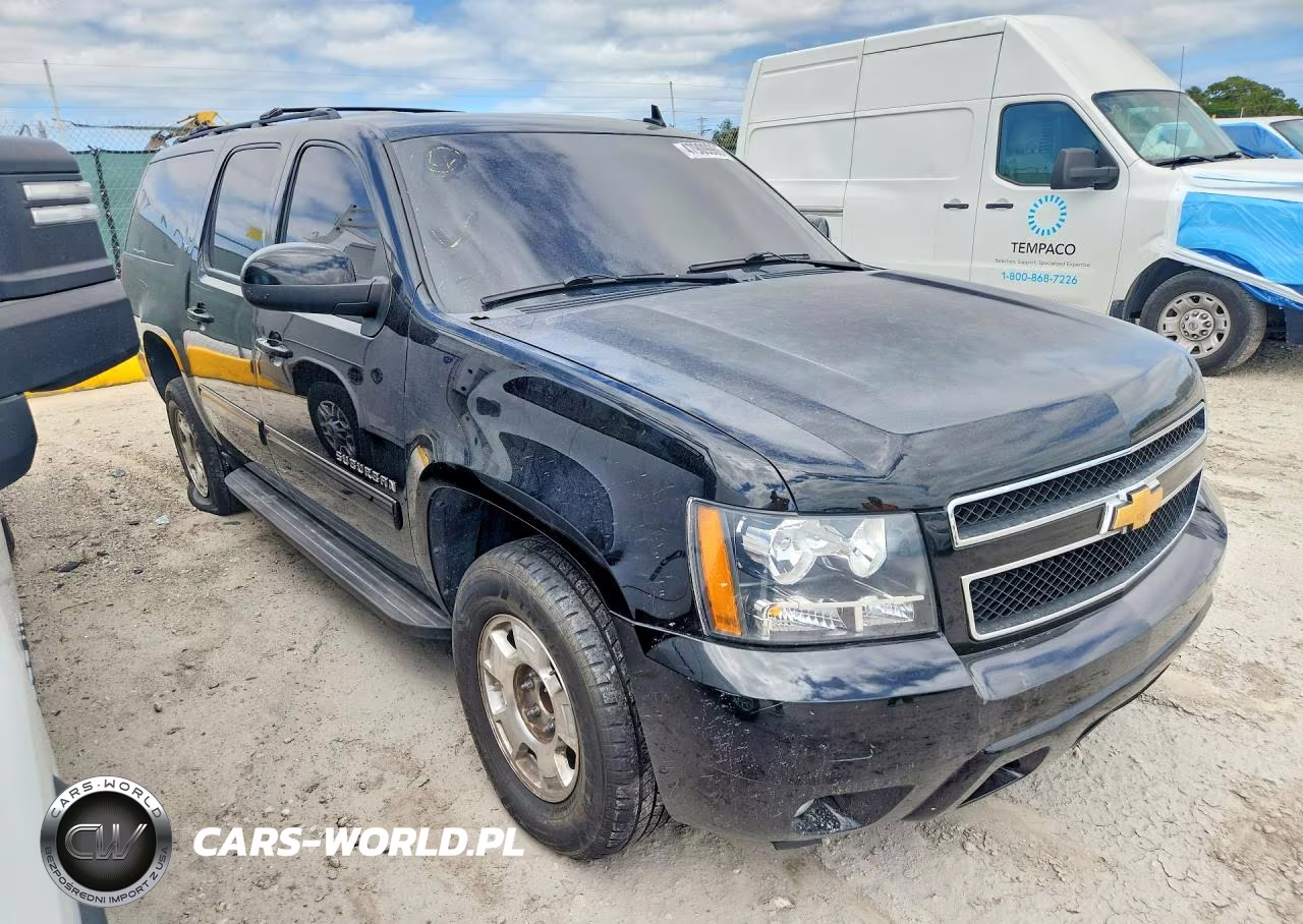 2014 Chevrolet Suburban C1500 Lt VIN:1GNSCJE05ER107084 - 4