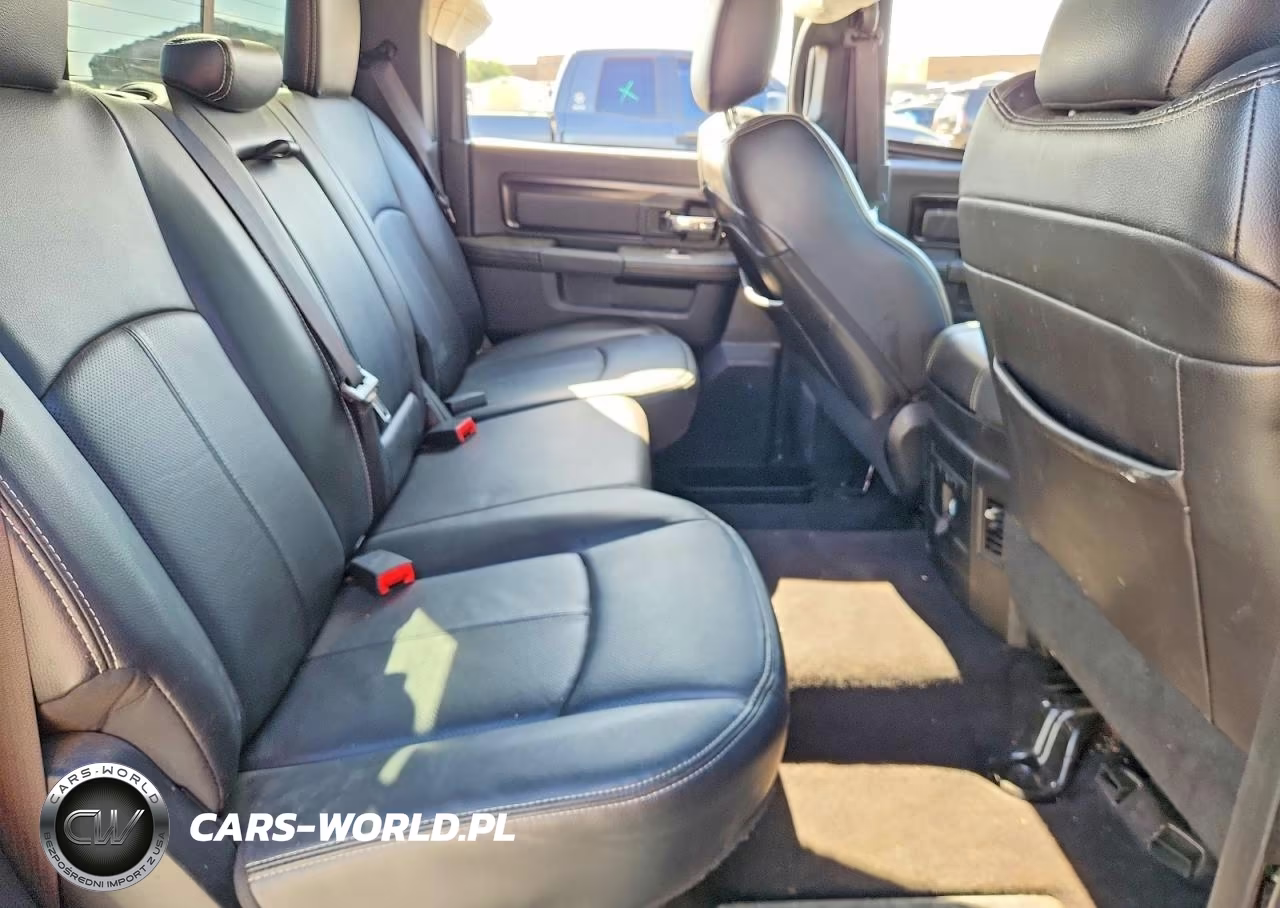 2018 Ram 1500 Rebel VIN:1C6RR7YT5JS110673 - 10