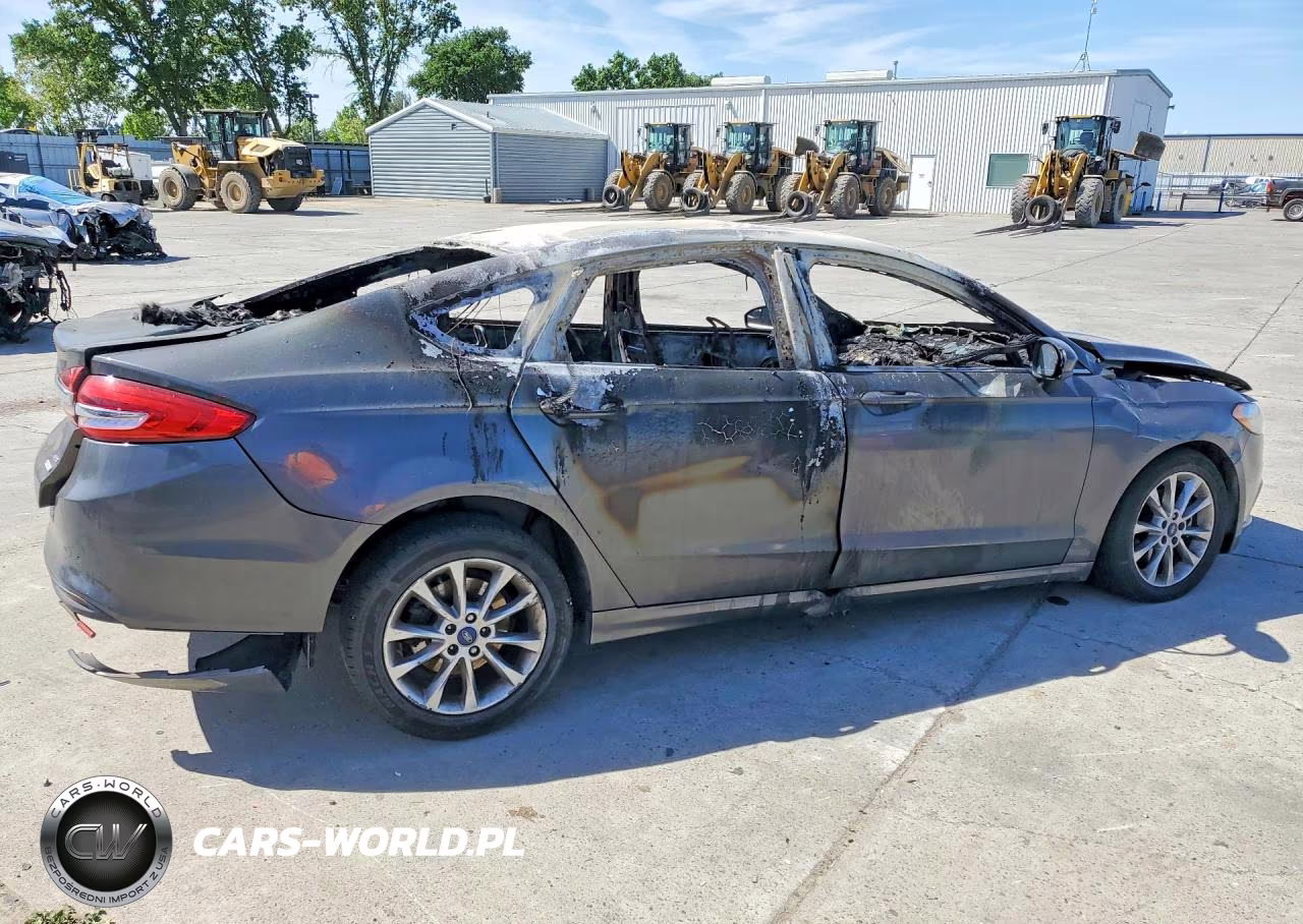2017 Ford Fusion Se VIN:3FA6P0HD9HR299809 - 3