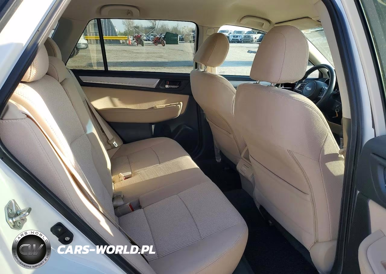 2018 Subaru Outback 2.5I Premium VIN:4S4BSAFC6J3356555 - 11
