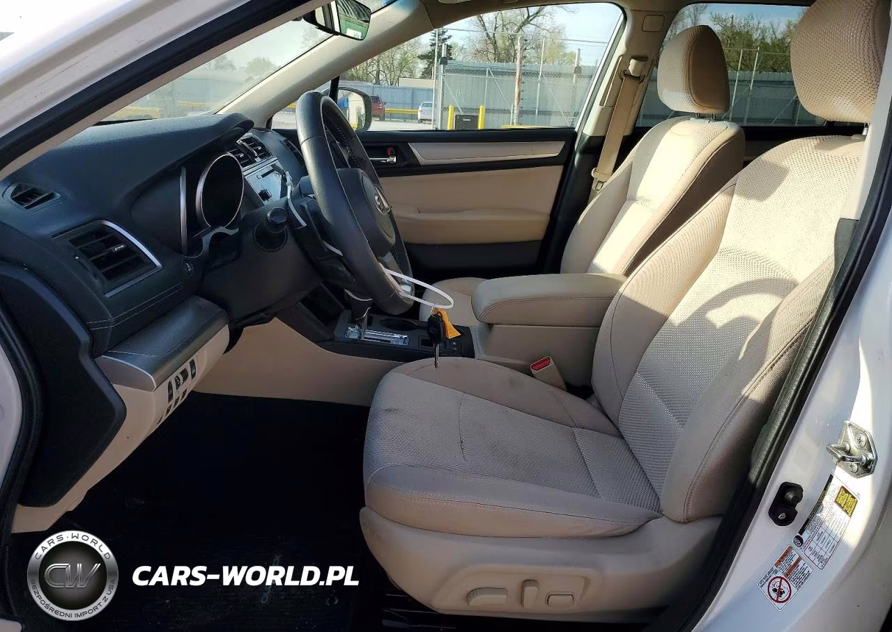 2018 Subaru Outback 2.5I Premium VIN:4S4BSAFC6J3356555 - 7