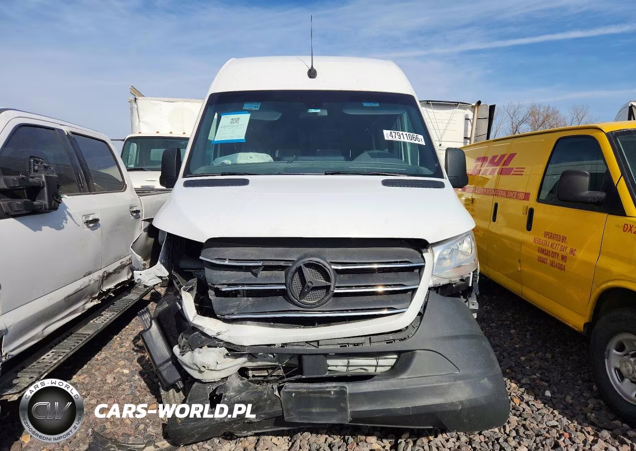 2024 Mercedes Benz Sprinter 2500 Delivery Van VIN:W1W4NCVY5RT163536 - 5