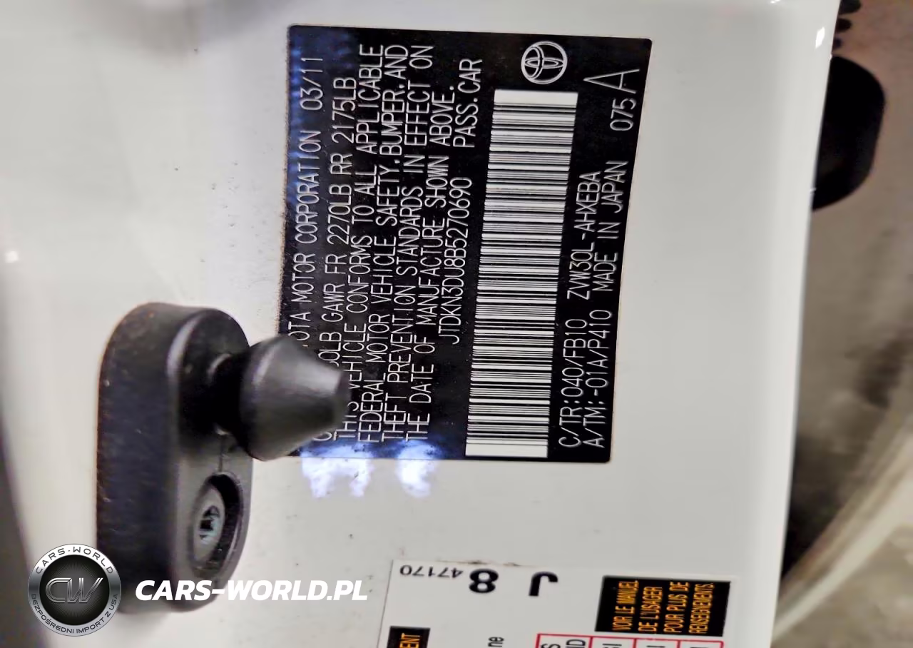 2011 Toyota Prius Two VIN:JTDKN3DU8B5270690 - 12