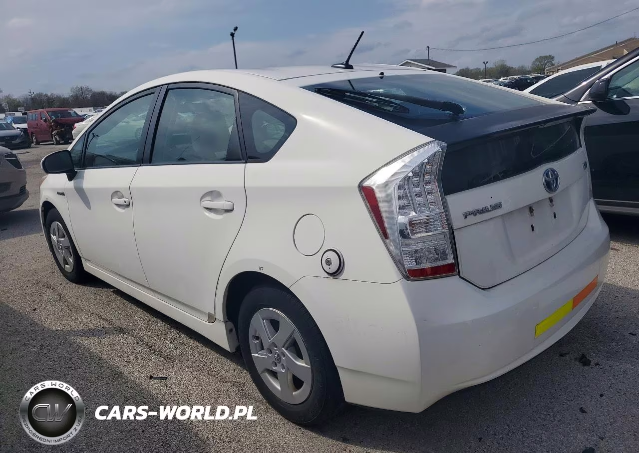 2011 Toyota Prius Two VIN:JTDKN3DU8B5270690 - 2