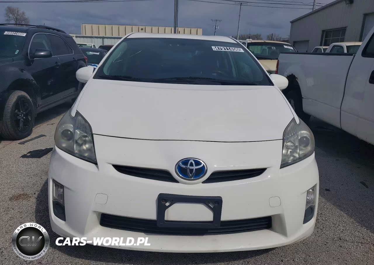 2011 Toyota Prius Two VIN:JTDKN3DU8B5270690 - 5