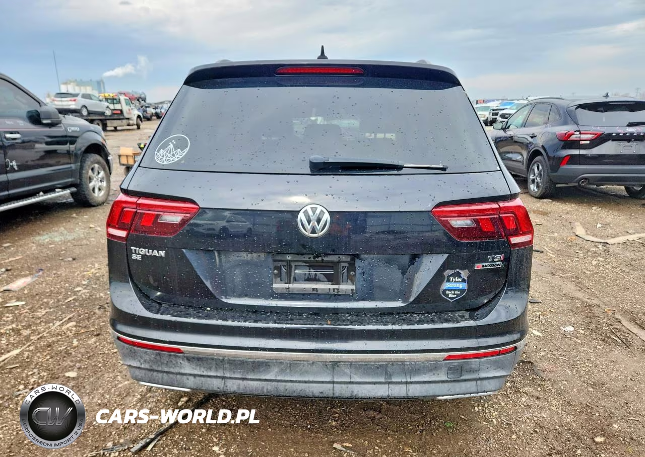 2018 Volkswagen Tiguan VIN:3VV2B7AX2JM075211 - 6