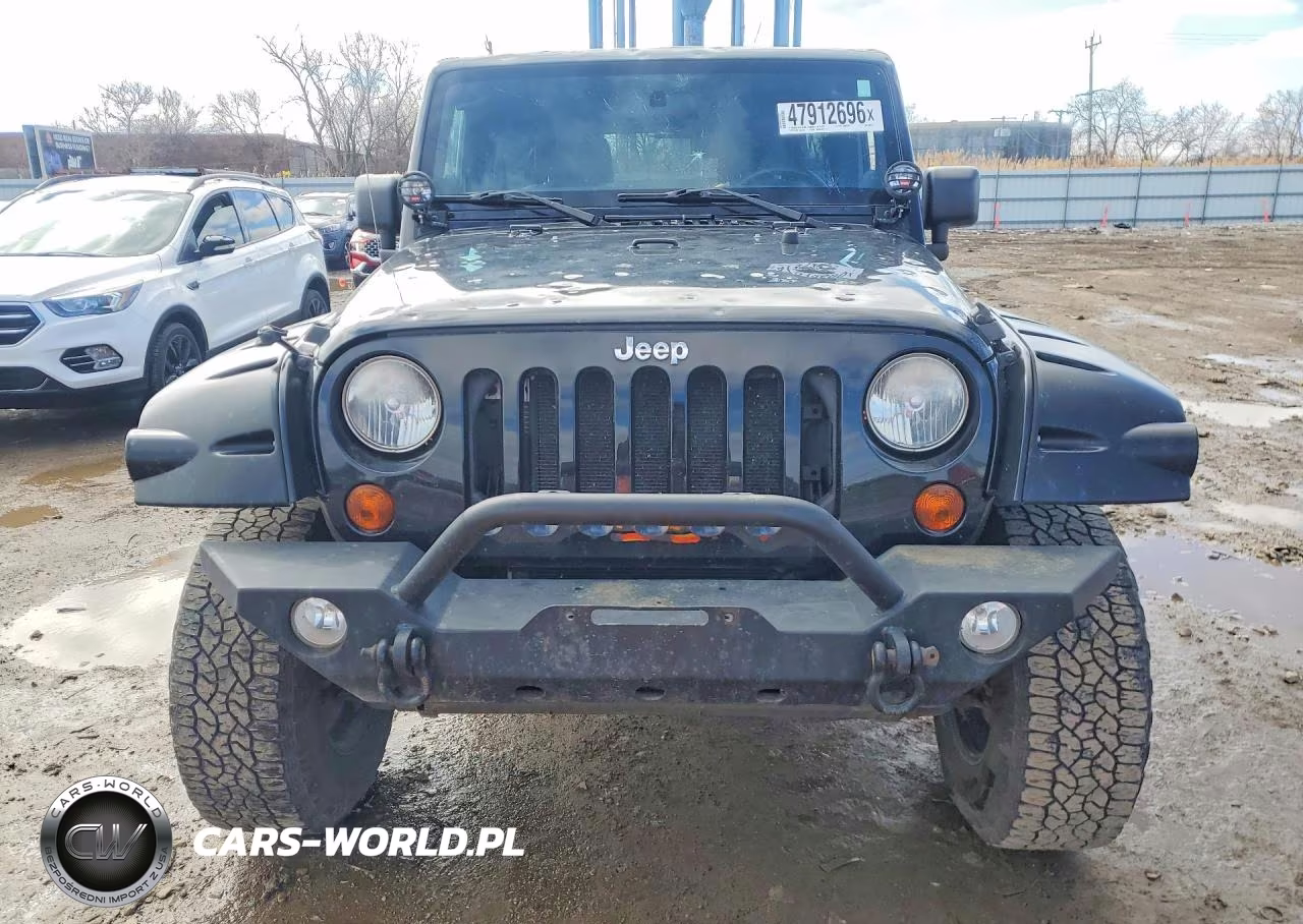 2013 Jeep Wrangler Unlimited Sport VIN:1C4BJWDG0DL590771 - 5