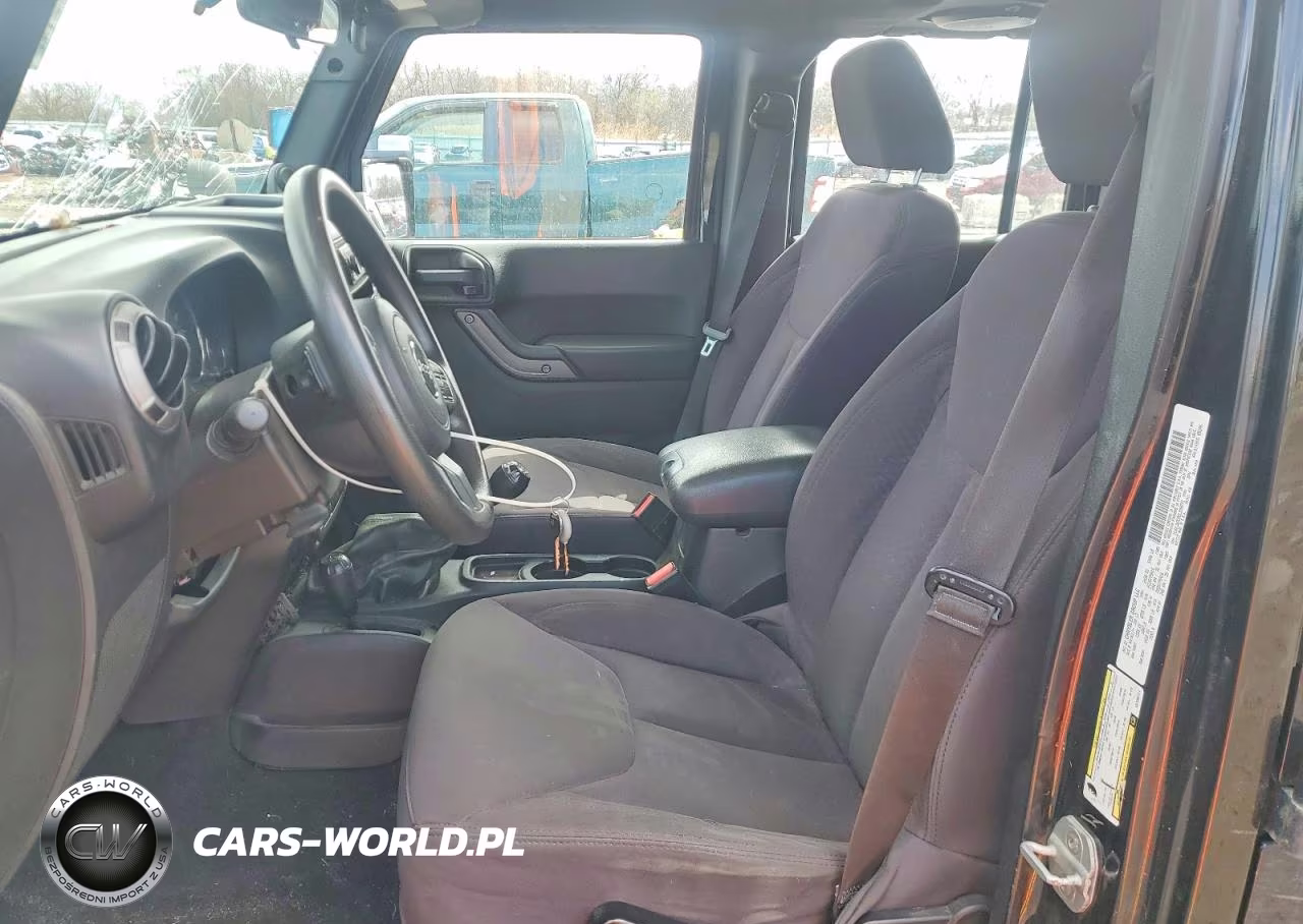 2013 Jeep Wrangler Unlimited Sport VIN:1C4BJWDG0DL590771 - 7