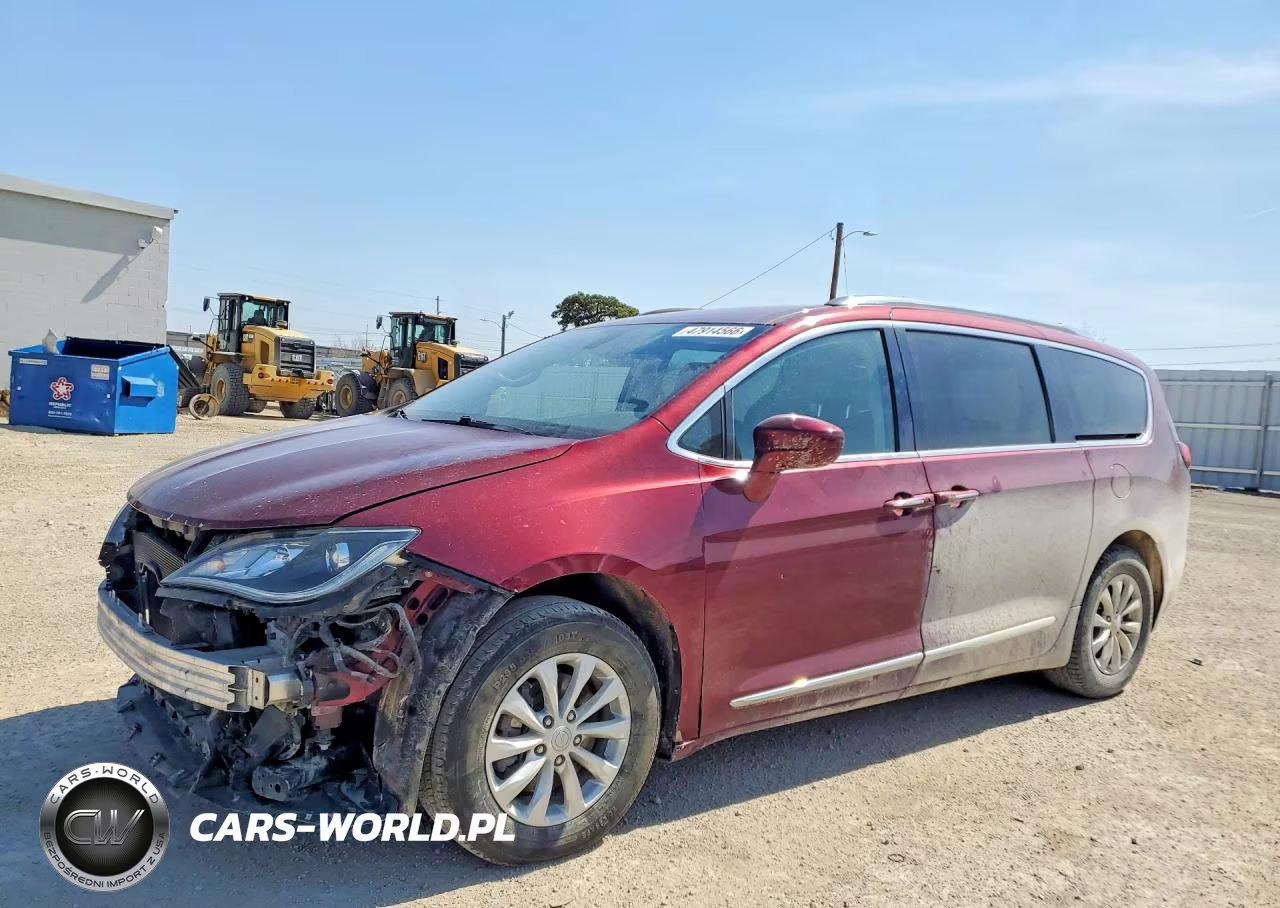 2018 Chrysler Pacifica Touring L Plus