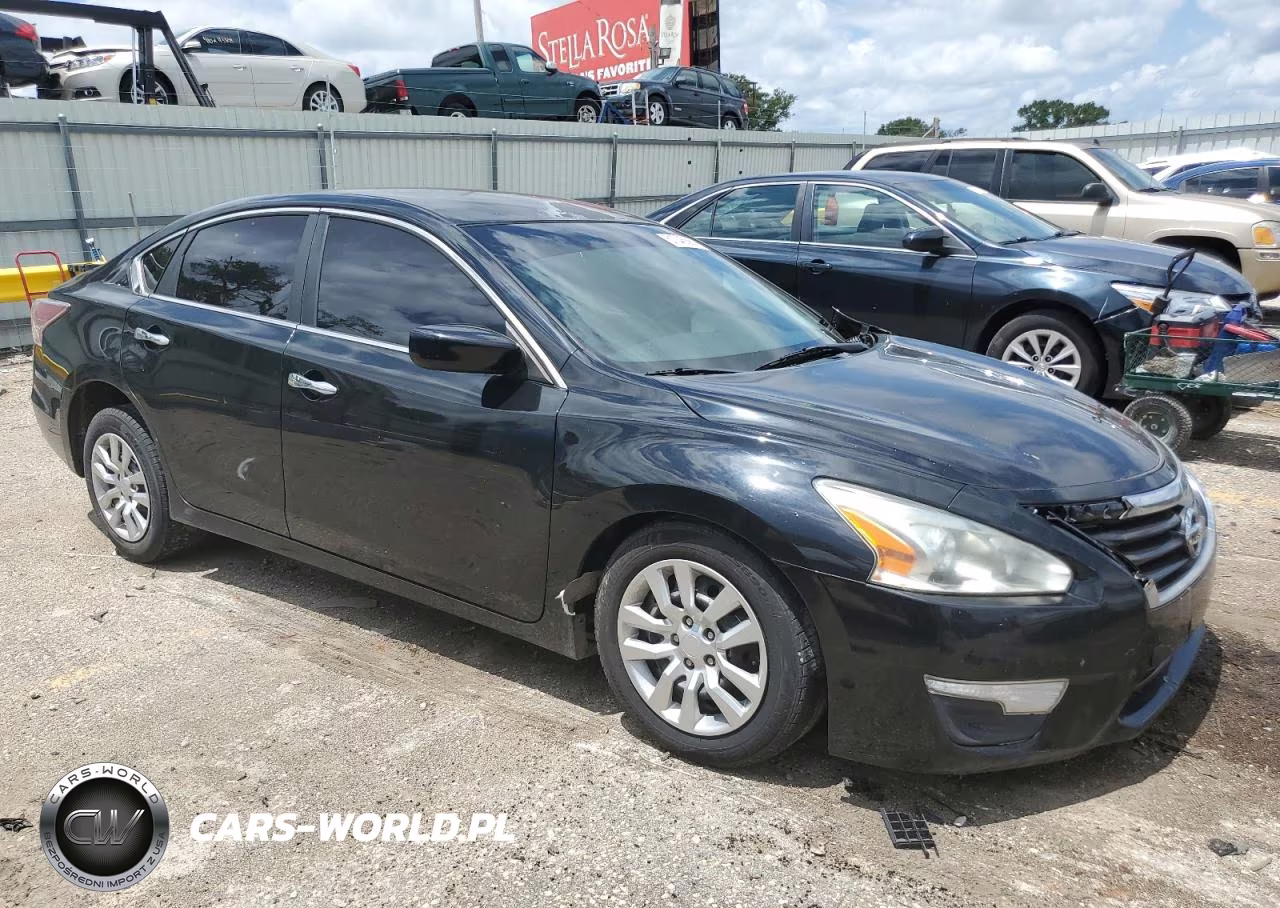 2015 Nissan Altima 2.5 VIN:1N4AL3APXFC163678 - 4