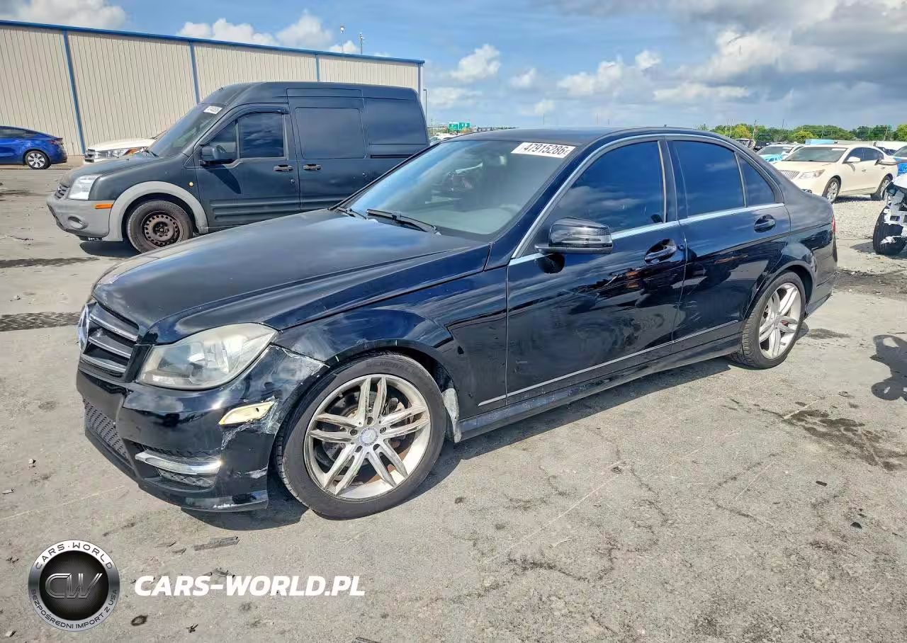2014 Mercedes-Benz C 250