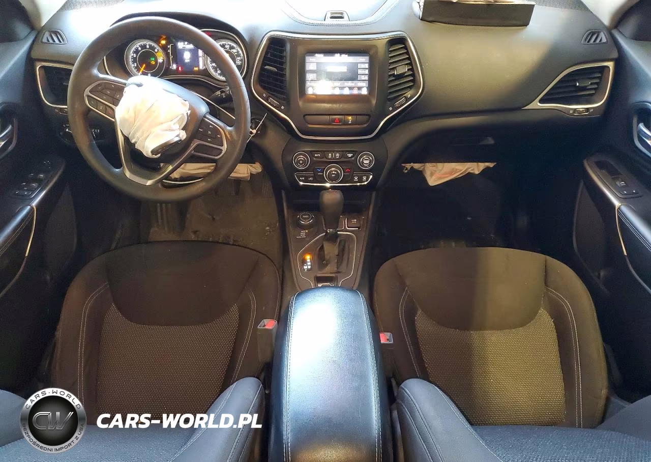 2021 Jeep Cherokee Latitude VIN:1C4PJMCB3MD123824 - 8