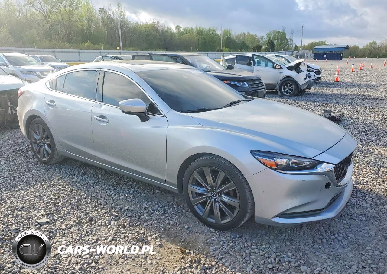 2018 Mazda 6 Touring VIN:JM1GL1VMXJ1318730 - 4
