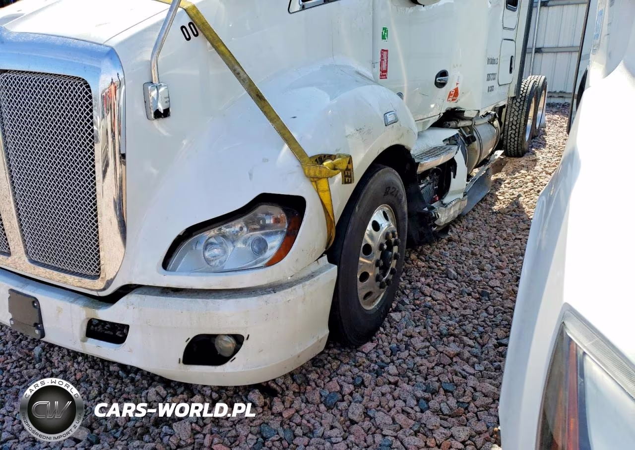 2019 Kenworth T680 Semi Truck VIN:1XKYDP9X5KJ254692 - 9