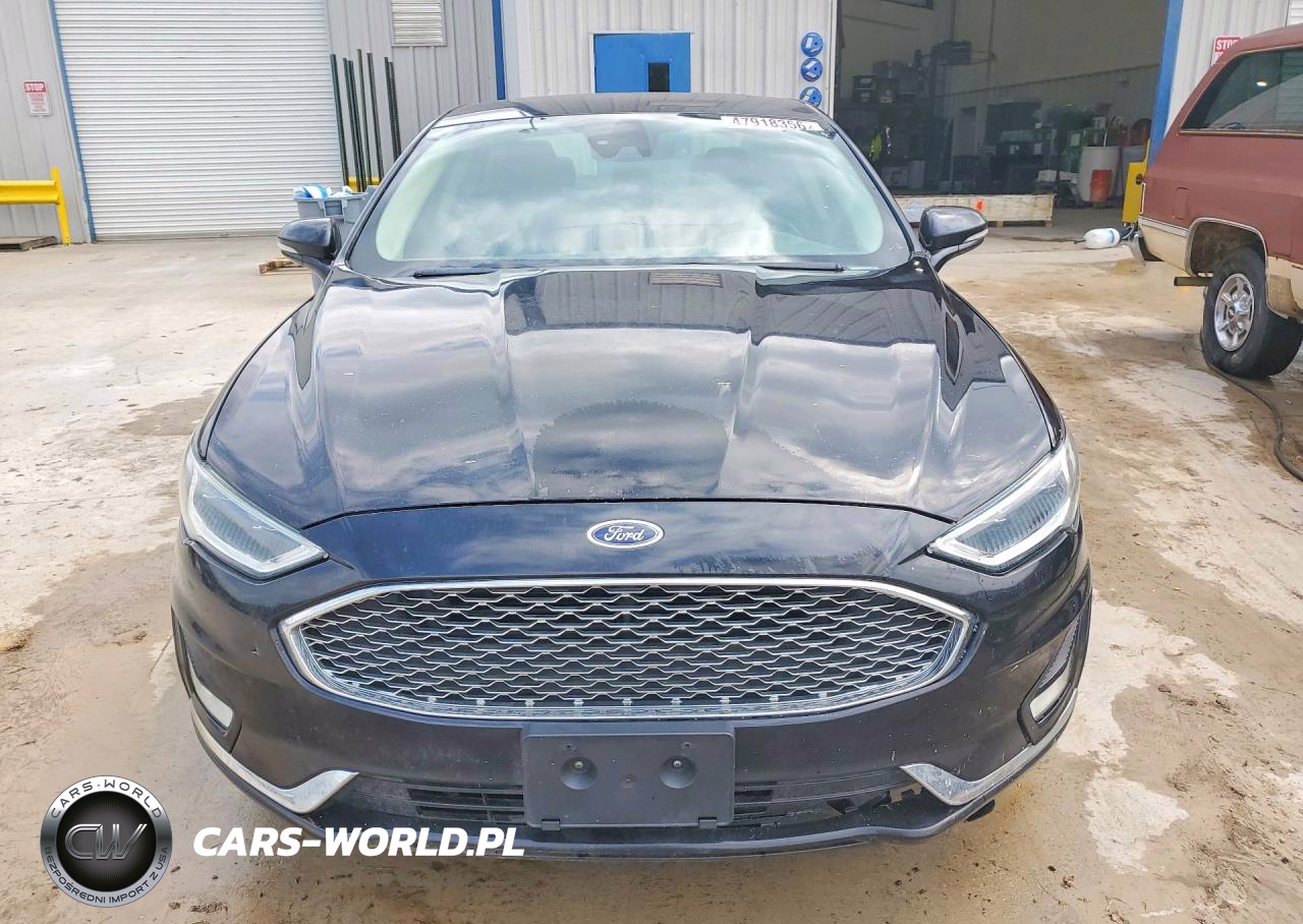 2019 Ford Fusion Titanium VIN:3FA6P0D97KR104752 - 5