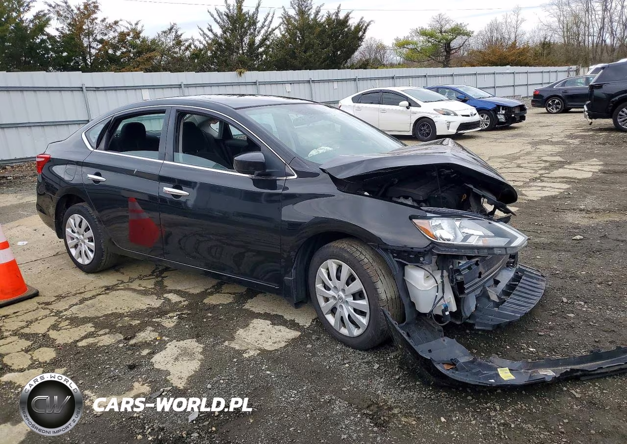 2016 Nissan Sentra S VIN:3N1AB7AP2GY323763 - 4