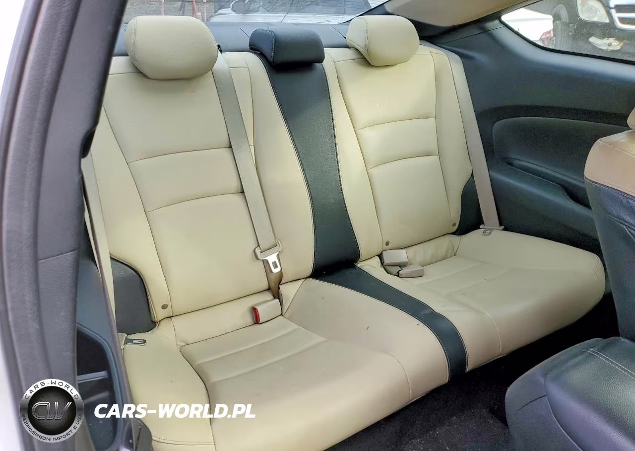 2013 Honda Accord E VIN:1HGCT1B84DA018001 - 10